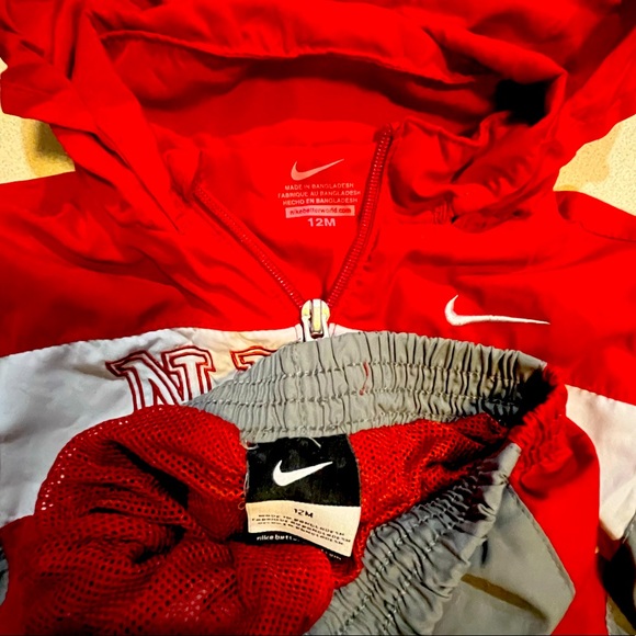 Boys 12 months Nike tracksuit EUC - Picture 2 of 2